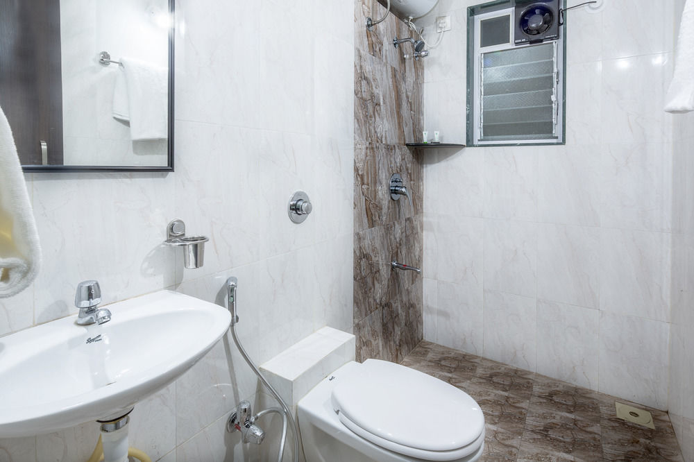 Hotel Treebo E Serai Pune