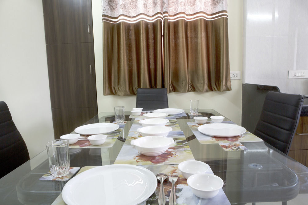 Hotel Treebo E Serai 3*
